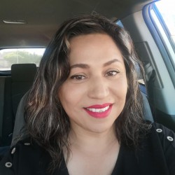 Vicky Sandoval
